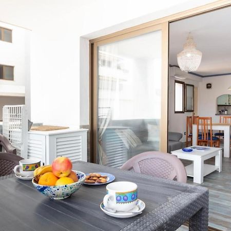 Apartamentos El Puerto, La Savina 萨宾娜 外观 照片