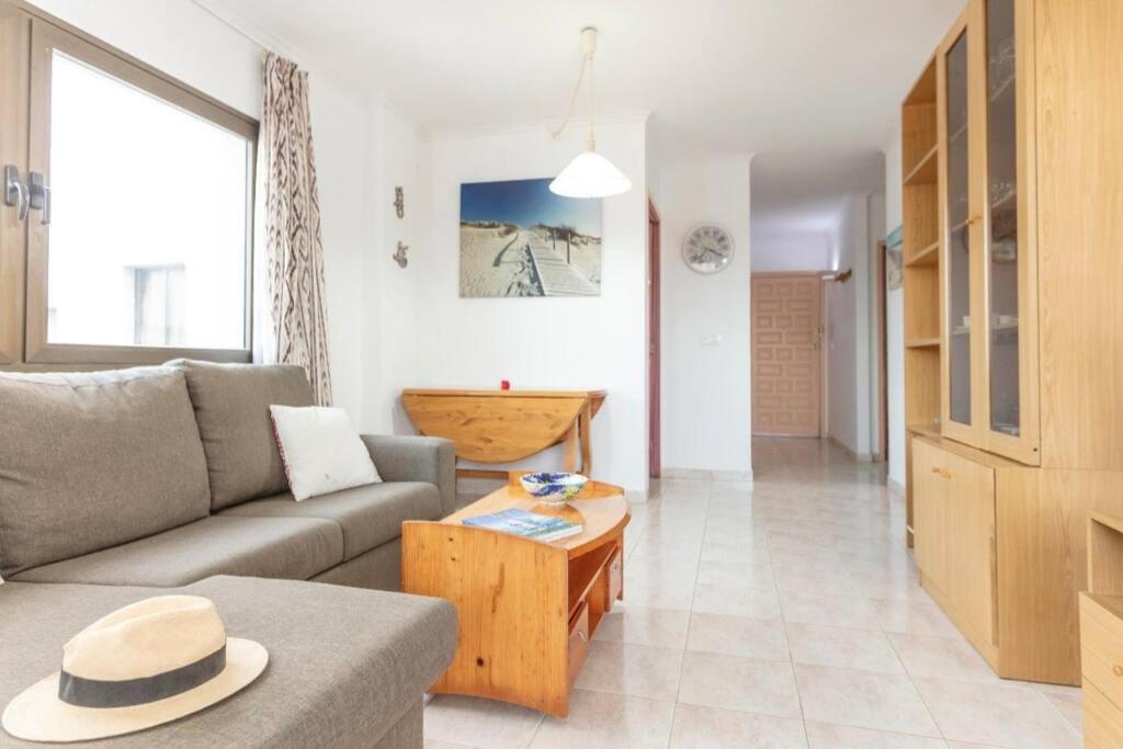 Apartamentos El Puerto, La Savina 萨宾娜 外观 照片