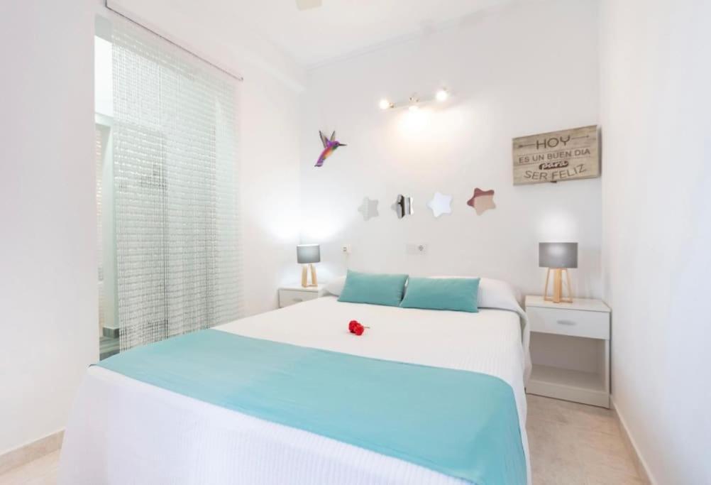 Apartamentos El Puerto, La Savina 萨宾娜 外观 照片