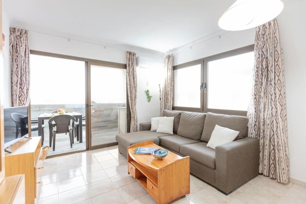 Apartamentos El Puerto, La Savina 萨宾娜 外观 照片