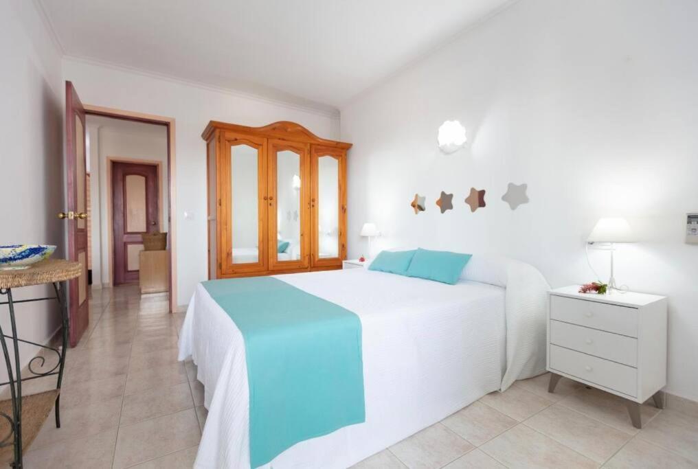 Apartamentos El Puerto, La Savina 萨宾娜 外观 照片