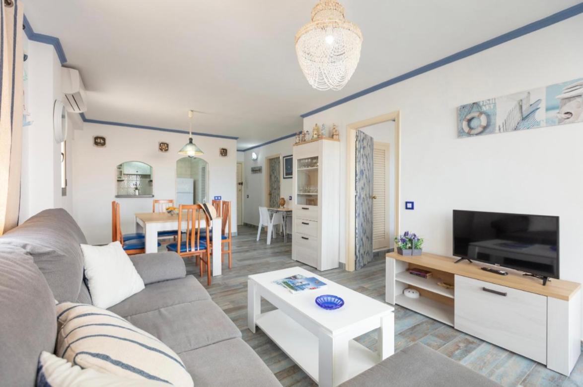 Apartamentos El Puerto, La Savina 萨宾娜 外观 照片