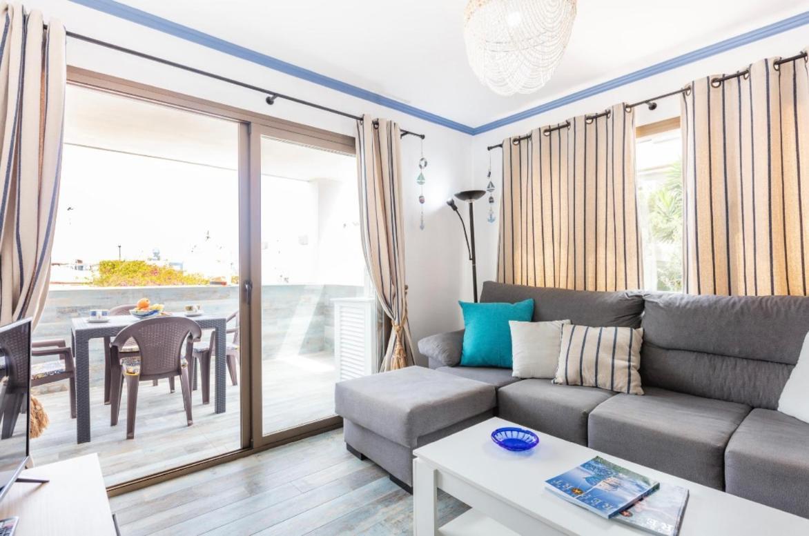 Apartamentos El Puerto, La Savina 萨宾娜 外观 照片