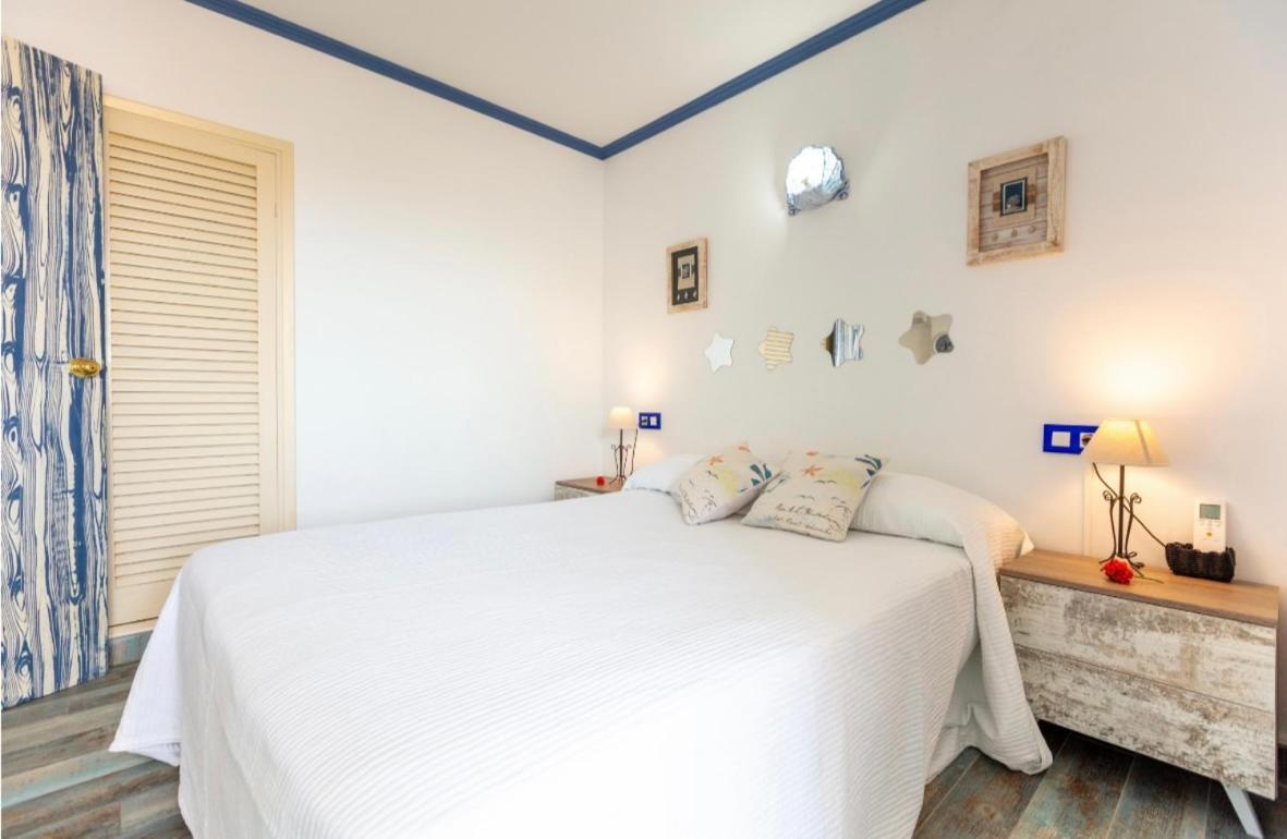 Apartamentos El Puerto, La Savina 萨宾娜 外观 照片