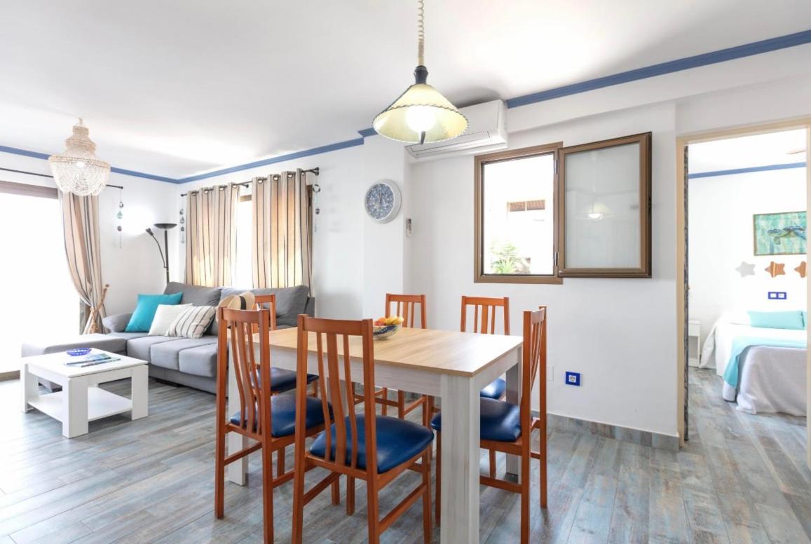 Apartamentos El Puerto, La Savina 萨宾娜 外观 照片