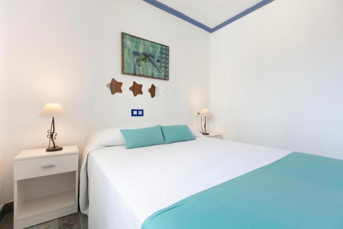 Apartamentos El Puerto, La Savina 萨宾娜 外观 照片